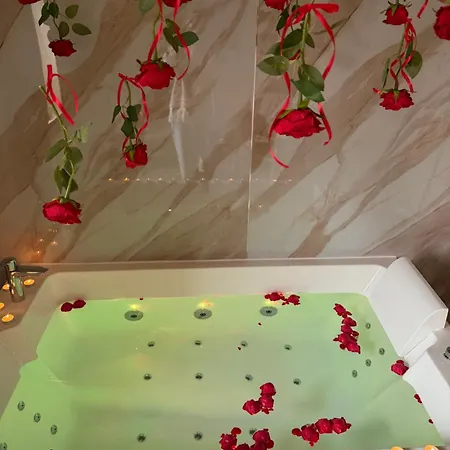 Lindomptable Timebasishotel *